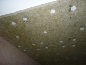 Звукоизоляция потолка в квартире - как выбрать материал?