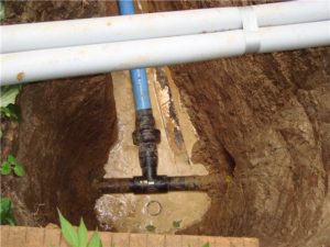 Как проложить водопроводную трубу под землей - Трубы и сантехника